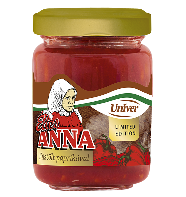 Original Hungarian paprika paste Édes Anna with smoked paprika Univer 150 g in a glass jar. An aromatic ingredient for goulash, lecsó, sauces, soups, and Hungarian-style dishes.
