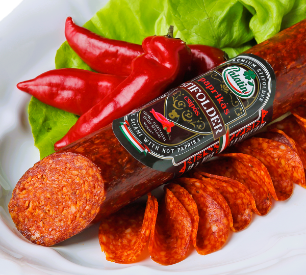 Paprikás Stifolder csípős – spicy Hungarian salami with paprika, naturally smoked and aged